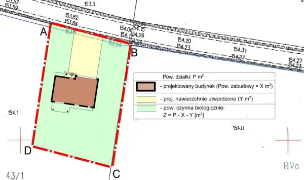 Plan działki z zaznaczonym budynkiem mieszkalnym wielorodzinnym, powierzchnią utwardzoną i biologicznie czynną.